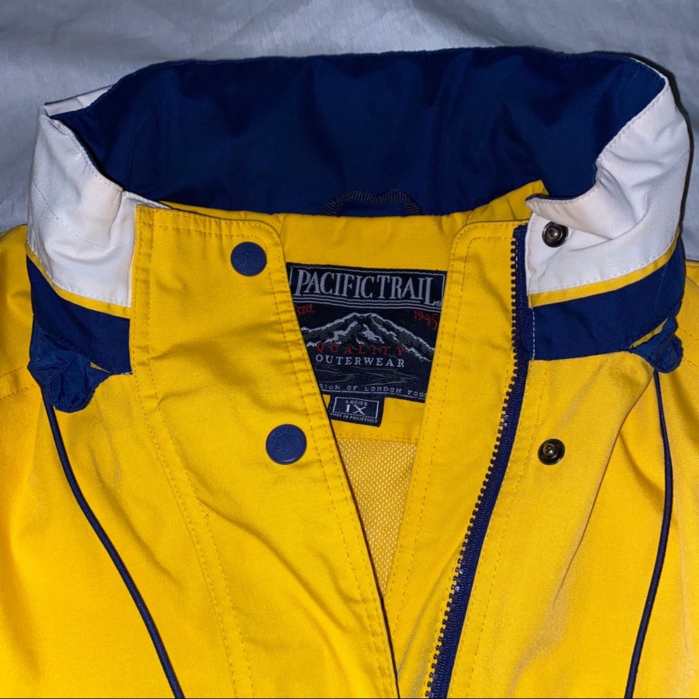 Vintage Pacific Trail Rain Coat